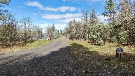 509 Derby Road Eagle Point OR 97524
