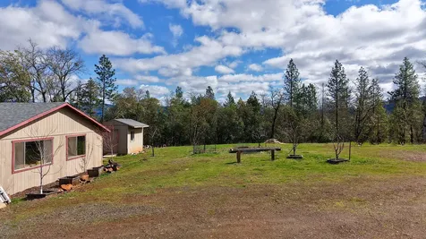509 Derby Road Eagle Point OR 97524