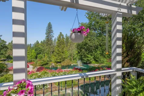 701 Serenity Lane Grants Pass OR 97526