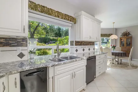 701 Serenity Lane Grants Pass OR 97526