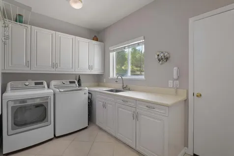 701 Serenity Lane Grants Pass OR 97526