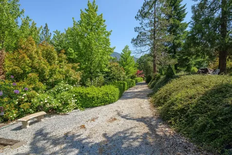 701 Serenity Lane Grants Pass OR 97526