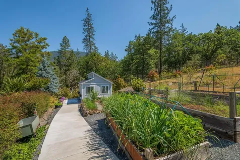 701 Serenity Lane Grants Pass OR 97526