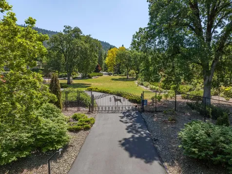 701 Serenity Lane Grants Pass OR 97526