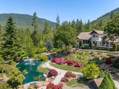 701 Serenity Lane Grants Pass OR 97526