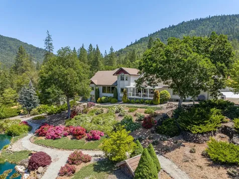 701 Serenity Lane Grants Pass OR 97526