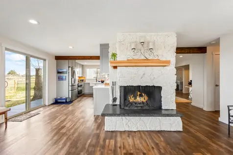 17435 SW Hahlen Avenue Powell Butte OR 97753