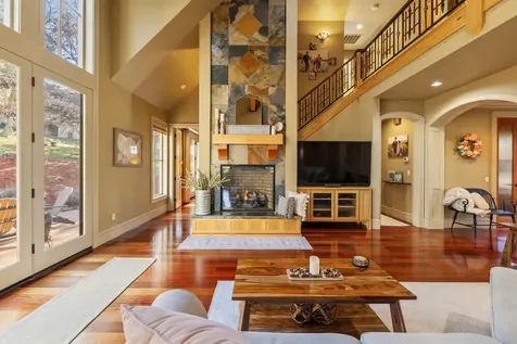 11017 Siskin Lane Klamath Falls OR 97601