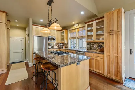 11017 Siskin Lane Klamath Falls OR 97601