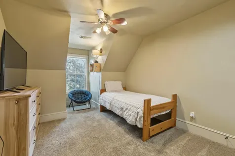 11017 Siskin Lane Klamath Falls OR 97601