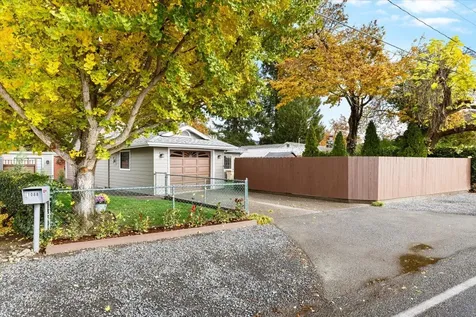 1088 E Park Street Grants Pass OR 97527