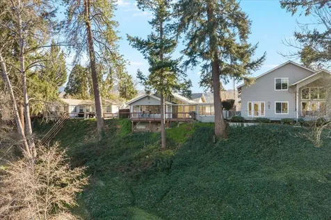 1088 E Park Street Grants Pass OR 97527