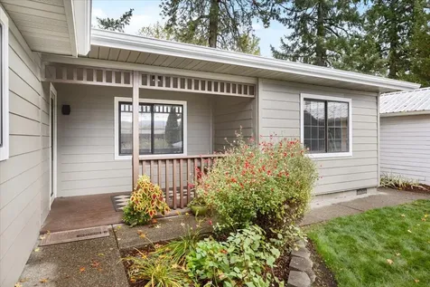 1088 E Park Street Grants Pass OR 97527