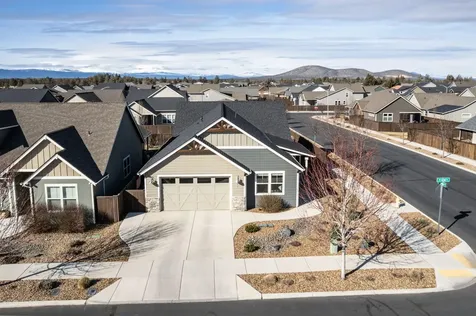 4201 SW 42nd Street Redmond OR 97756