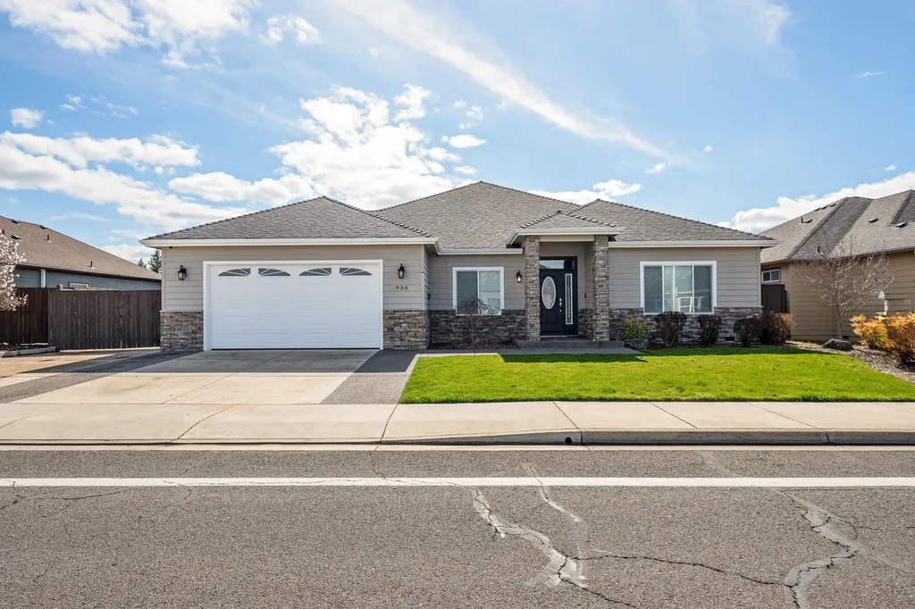 936 Arrowhead Trail Eagle Point OR 97524