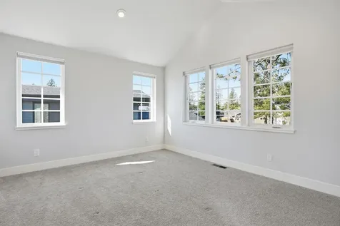 3068 NW Blodgett Way Bend OR 97703