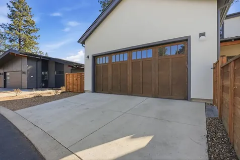 3068 NW Blodgett Way Bend OR 97703