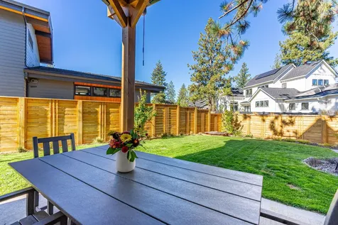3068 NW Blodgett Way Bend OR 97703