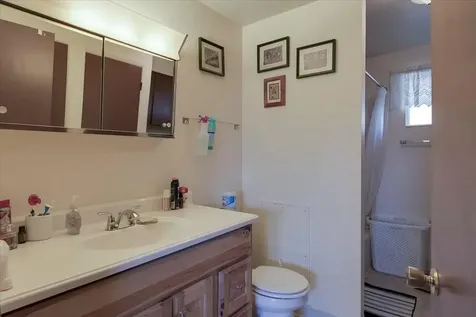 2080 NW 12th Street Redmond OR 97756