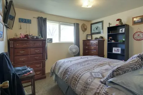 2080 NW 12th Street Redmond OR 97756