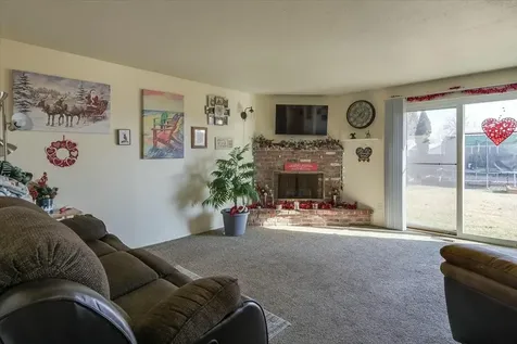 2080 NW 12th Street Redmond OR 97756