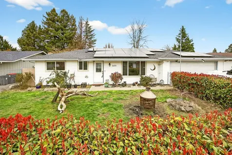 2175 Delta Waters Road Medford OR 97504