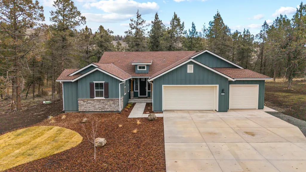 1211 Vine Maple Drive Klamath Falls OR 97601
