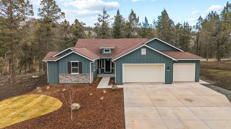 1211 Vine Maple Drive Klamath Falls OR 97601