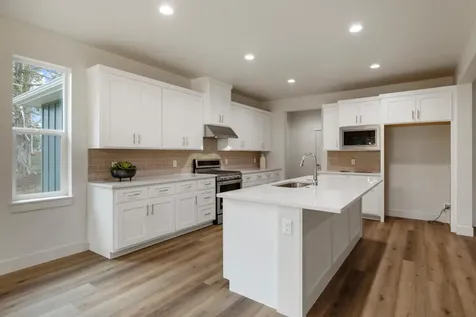 1211 Vine Maple Drive Klamath Falls OR 97601
