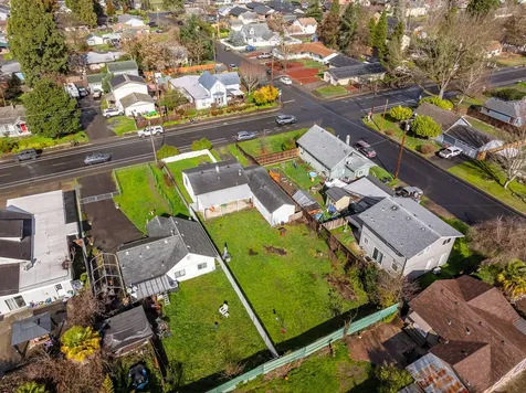 1107 SW Bridge Street Grants Pass OR 97526
