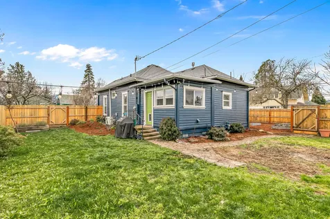 1032 W 10th Street Medford OR 97501