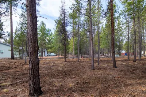 15461 Federal Road La Pine OR 97739
