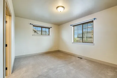 243 NW Saddle Ridge Loop Prineville OR 97754