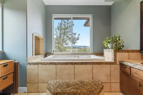 6447 Jake Road Klamath Falls OR 97601