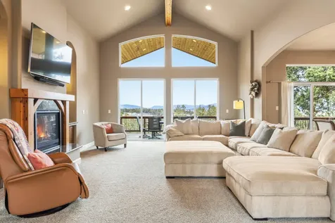 6447 Jake Road Klamath Falls OR 97601