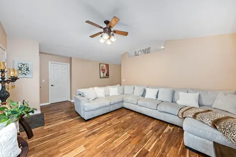 18 Scholarship Way Medford OR 97501