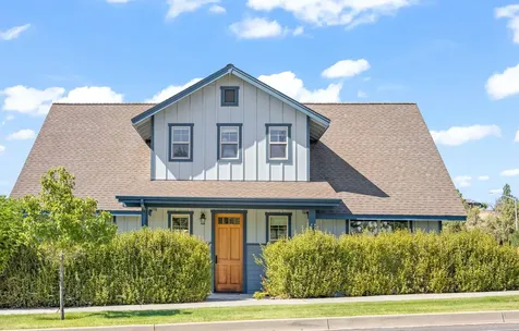 1082 SE Yarrow Avenue Madras OR 97741