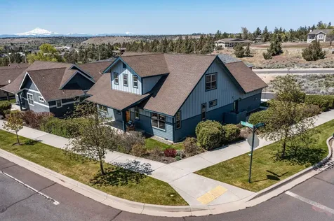 1082 SE Yarrow Avenue Madras OR 97741
