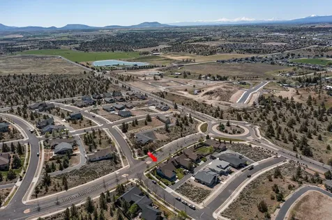 1082 SE Yarrow Avenue Madras OR 97741