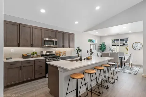 3709 Luchu Street Medford OR 97504