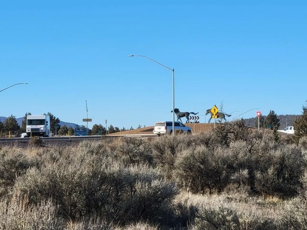 319 SW Tom Mccall Road Prineville OR 97754