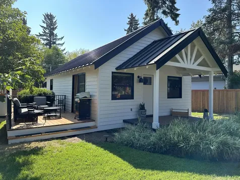 852 NW Columbia Street Bend OR 97703