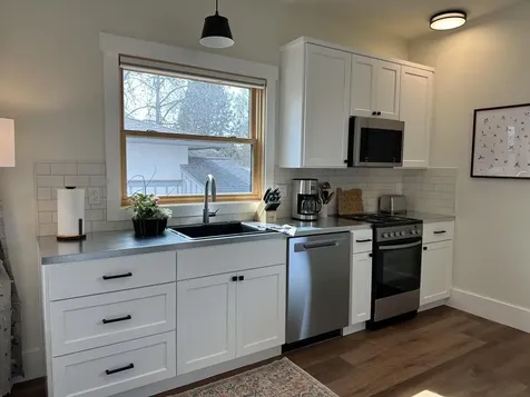 852 NW Columbia Street Bend OR 97703
