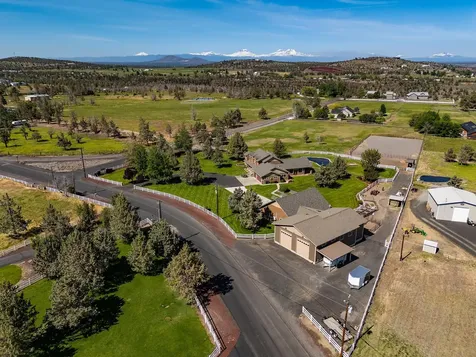 6419 NE Juniper Ridge Road Redmond OR 97756