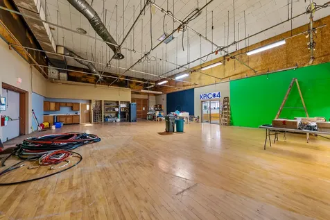 655 W Umpqua Street Roseburg OR 97471