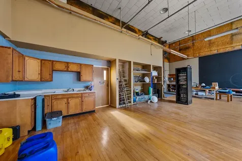 655 W Umpqua Street Roseburg OR 97471