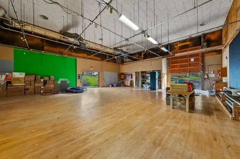 655 W Umpqua Street Roseburg OR 97471