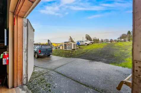 655 W Umpqua Street Roseburg OR 97471