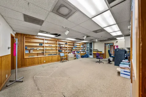 655 W Umpqua Street Roseburg OR 97471