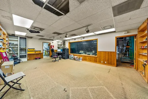 655 W Umpqua Street Roseburg OR 97471